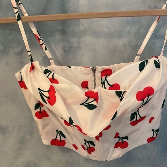 Cherry print corset top - Picture 3 of 5